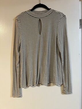 SO Black White Striped Ribbed Long Sleeve Top Medium Mock Neck Trendy Minimalist